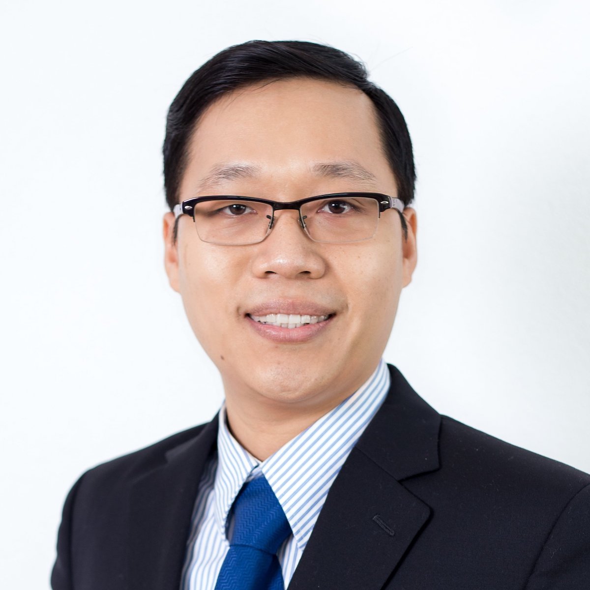 Truong X. Nghiem headshot